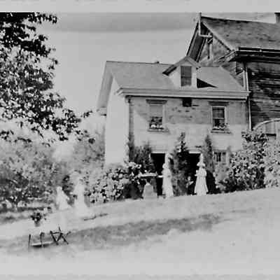 Mary Bugg Memorial Library