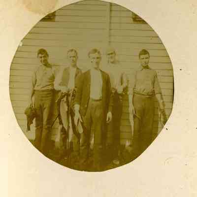 Stable men on the Havemeyer Estate