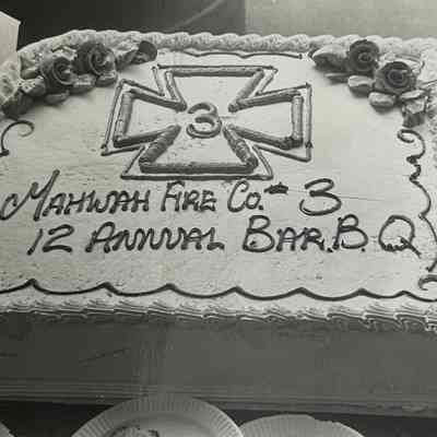 A picture of the cake served for dessert at the barbecue