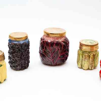 Assortment of Preserve Jars | Assortiment de Bocaux à Conserves