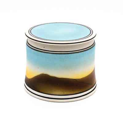 Covered Jar | Contenant couvert