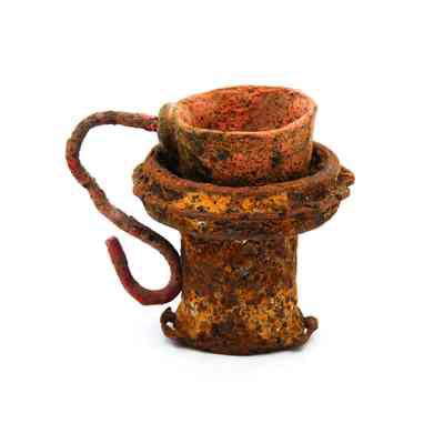 Cup and Saucer with Tall Saucer | Tasse et soucoupe avec soucoupe recourbée