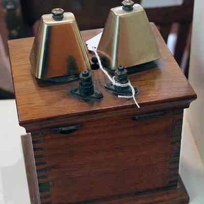 New England Telephone Desktop Ringer - back view