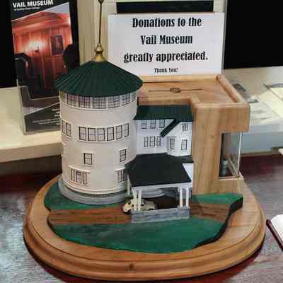 Vail Mansion Tower & Portico Replica - Vail Museum Donation Box (300)