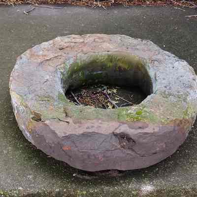 Millstone: front view
