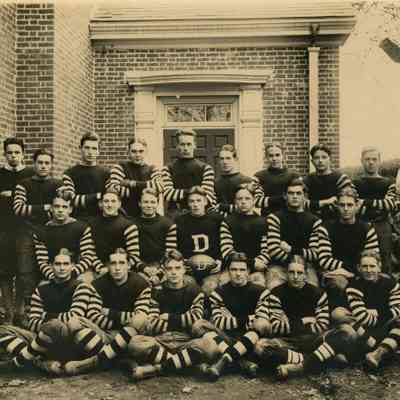 Football team varsity 1923