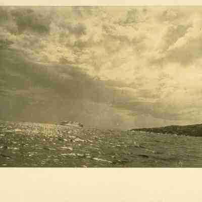 Nova Scotia coastline (Knickle Studio)