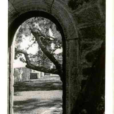 1937-10-19 Hammond mausoleum