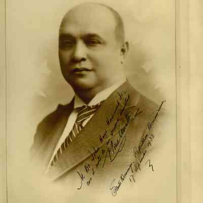 1933 Arevato, Santo Domingo, Dominican Republic (Toro Photo Studio)
