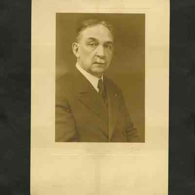 Hillman album p(17) Charles Willett