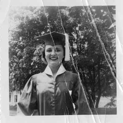female graduate (signed to Mrs. Hammond)