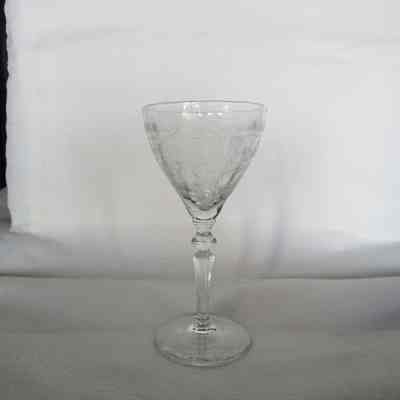 Goblet with Circle & Floral Motif