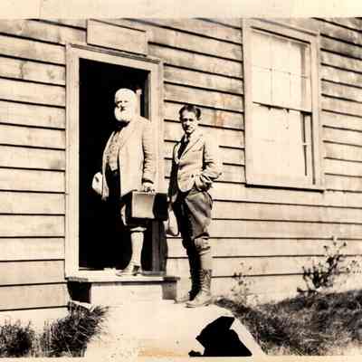 1922 ca Alexander Graham Bell (L) & JHHJr (R)