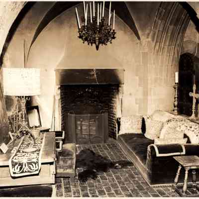 1930-1960 Sunroom facing fireplace