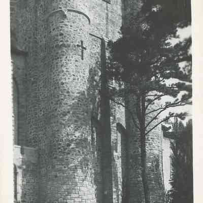 1930-1950 Tower from ocean lawn with tree