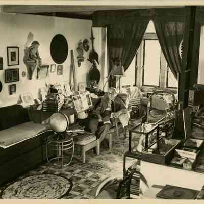 Charles Willett in Apartment (Zalessky Room)