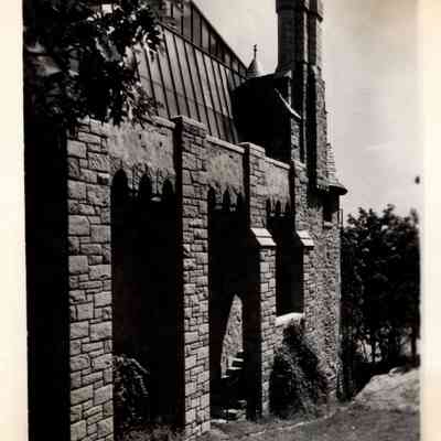1930-1965 courtyard exterior wall