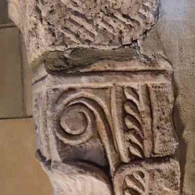 Left capital, right side