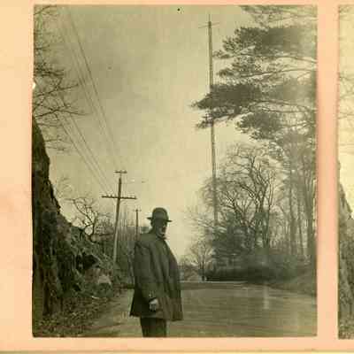 1913-03-28 Pt Radio Lab w man on grounds, Spooner stereo-image
