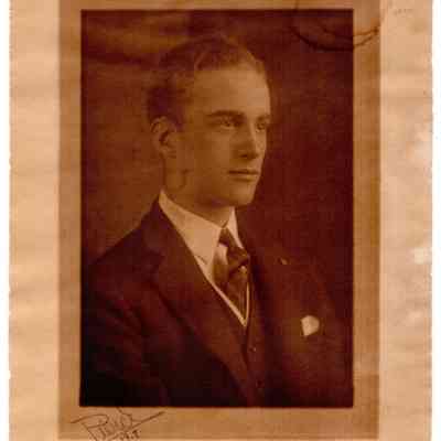 Richard Hamond (Henry Havelock Pierce photo)