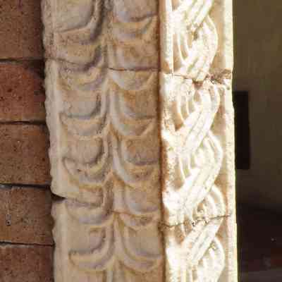 Right pillar, left side