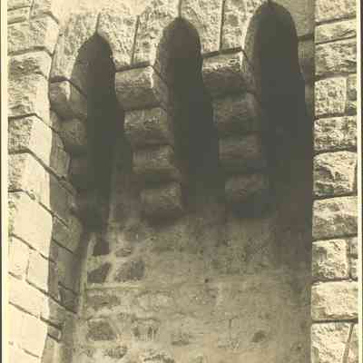 1930-1965 exterior arches near Pool door (H Orne photo)