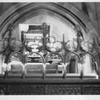 Console balcony with audience viewing mirror