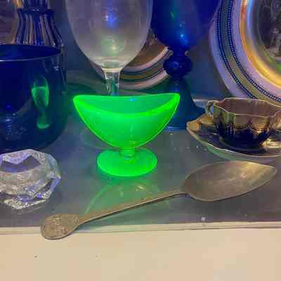 Salt dish glowing under UV light