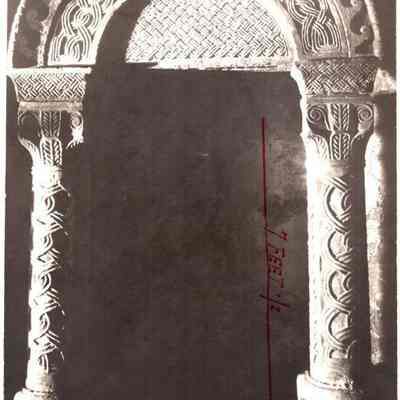 Italian Marble Arch ("Bari Window"), 9-10th c