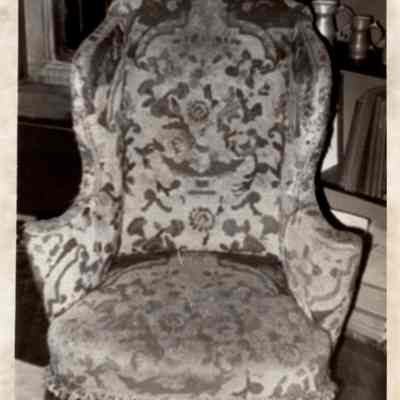 Turkey work embroidery on wing chair HM130