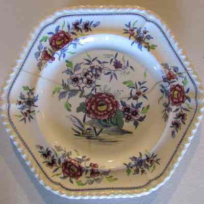 6-sided Plate with Floral Design