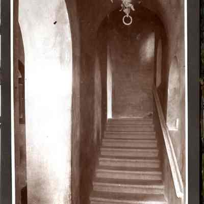 1927 Vacation album, p(2) stairway in European building