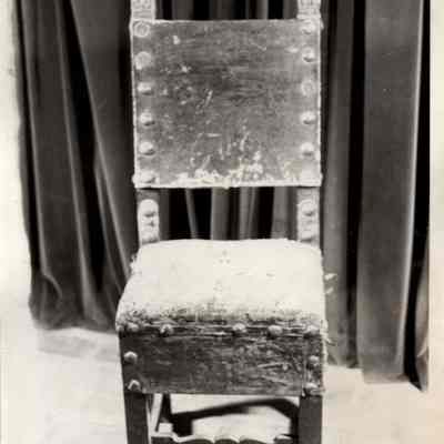16th-17thc Chair with Leather and Carved Scroll Finial