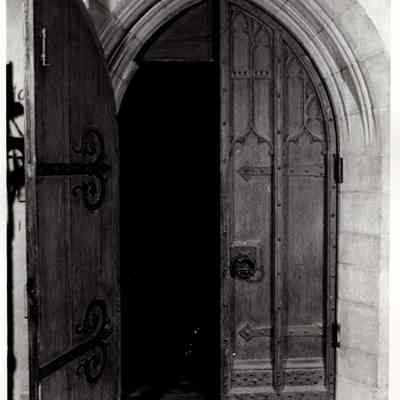 Great Hall Double Arched Door with Tracery (reproduction)