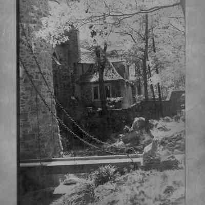 Drawbridge & Chateau End