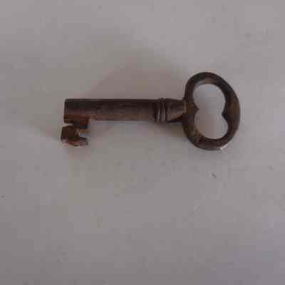 Key to 16th c. German Metal Coffer (Strongbox)