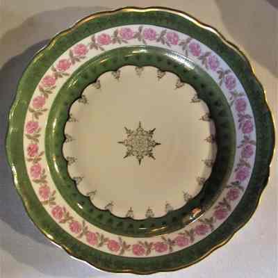 Austrian Plate with Rose-Green-Gold Border & Snowflake Center