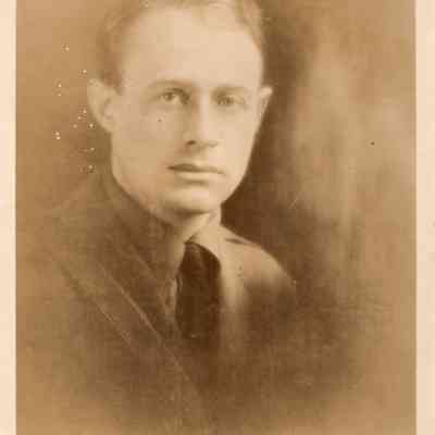 1912-1920 Hammond in military uniform