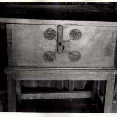 15th c. Italian Money Chest with Carved Tracery Circles Around Lock