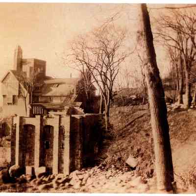 Bungalow from Driveway (1921-1926)