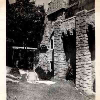 1930-1965 Courtyard exterior wall at cat garden