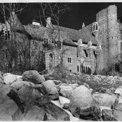 Ocean side of chateau end