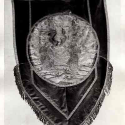 15th c. Church Banner with Circular Image of Figures