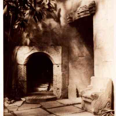 1929-1930 courtyard w Peacock fireplace