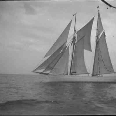 plumb bow schooner