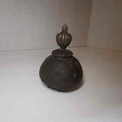 Broken off finial