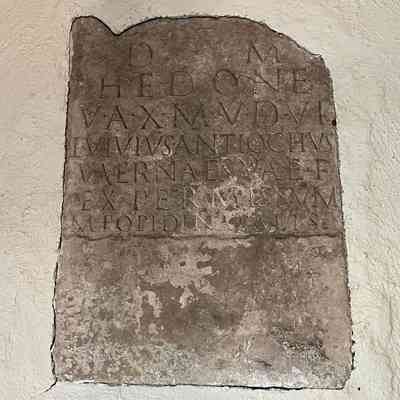 Epitaph of Hedone (on bridge)