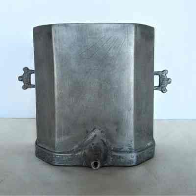 Pewter Liquid Dispenser
