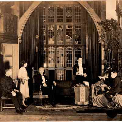 Bungalow, 1922-08-01 Chesterton's 'Magic' play