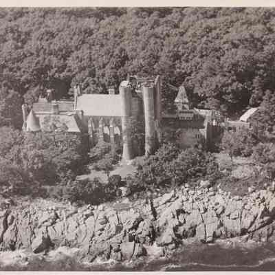 B&W aerial from ocean side